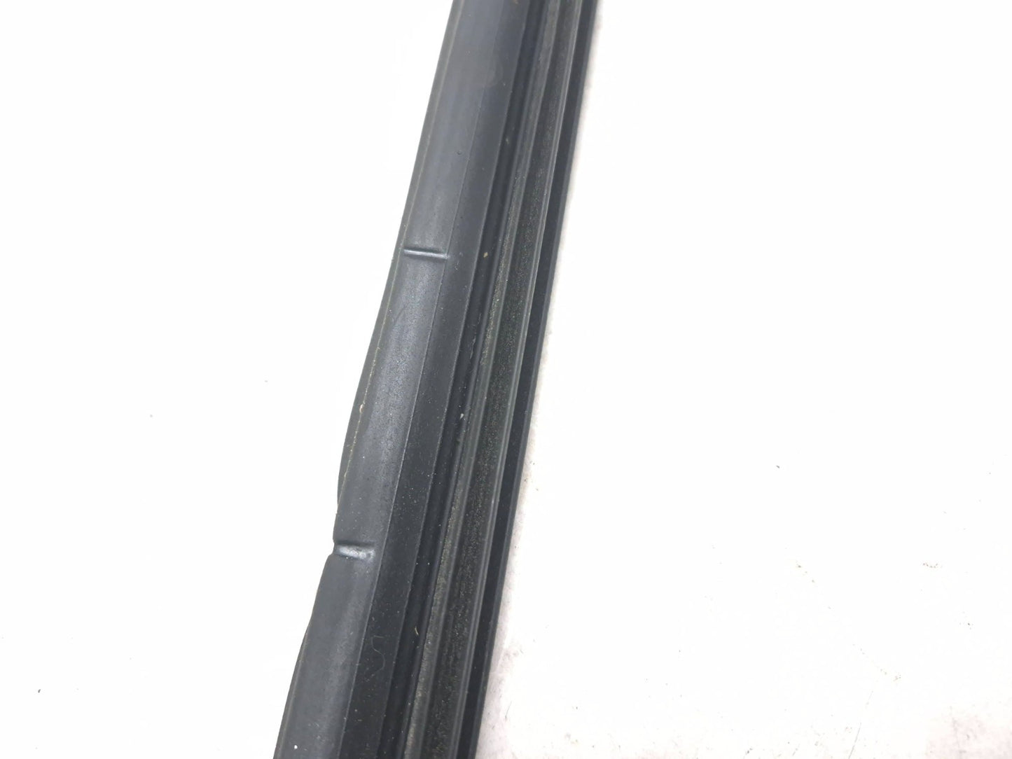 2008 Acura Tl Front Door Weatherstrip Seal Passenger Side Right Set OEM