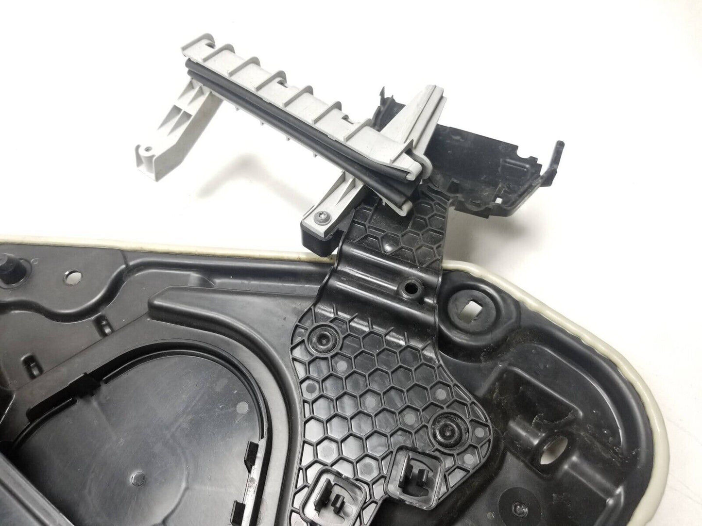 16 - 22 Dodge Durango Door Window Regulator Panel Rear Passenger Side Right OEM