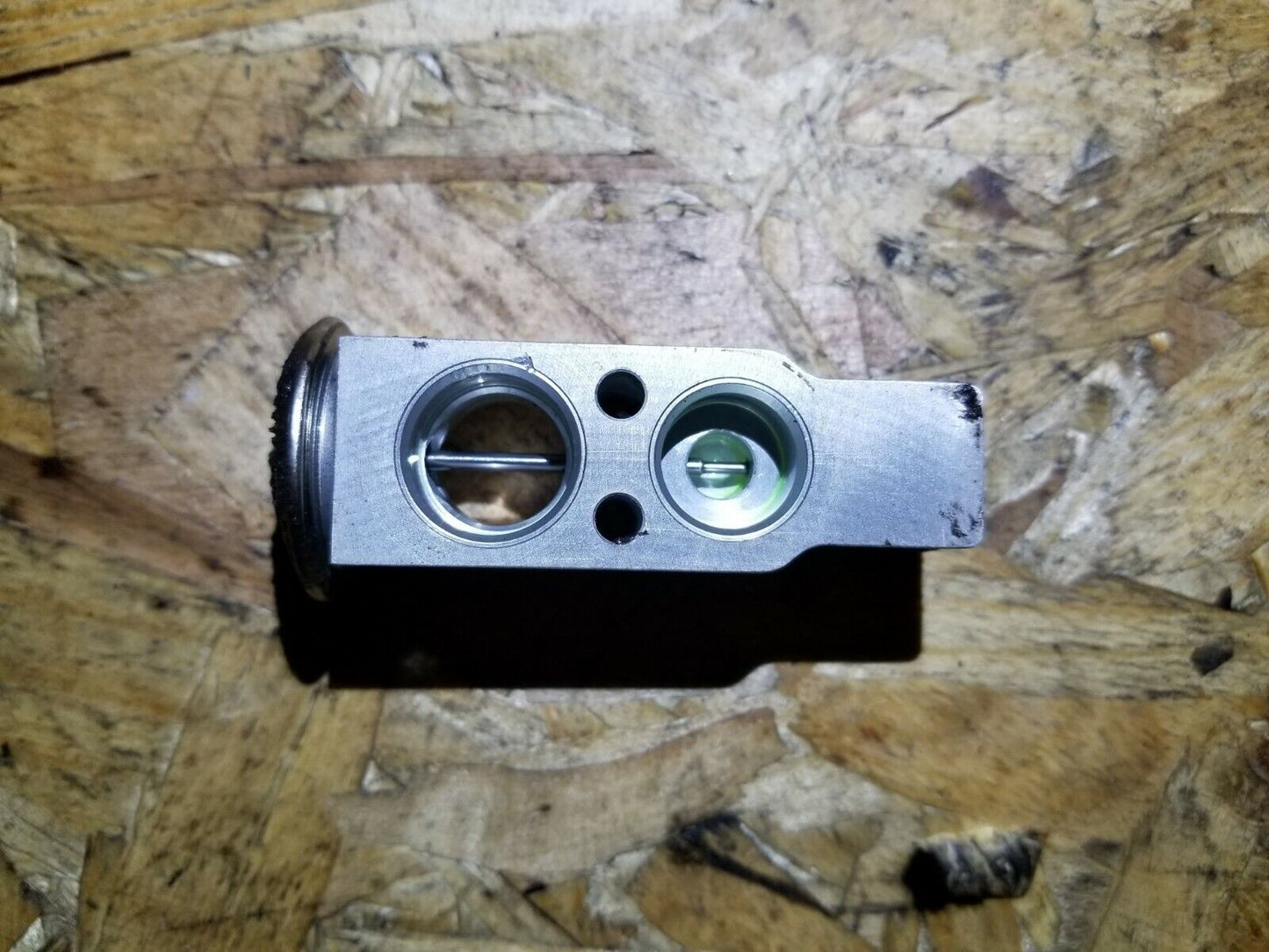 2004 - 2009 Cadillac SRX A/c Expansion Valve Aa447500-3161 OEM