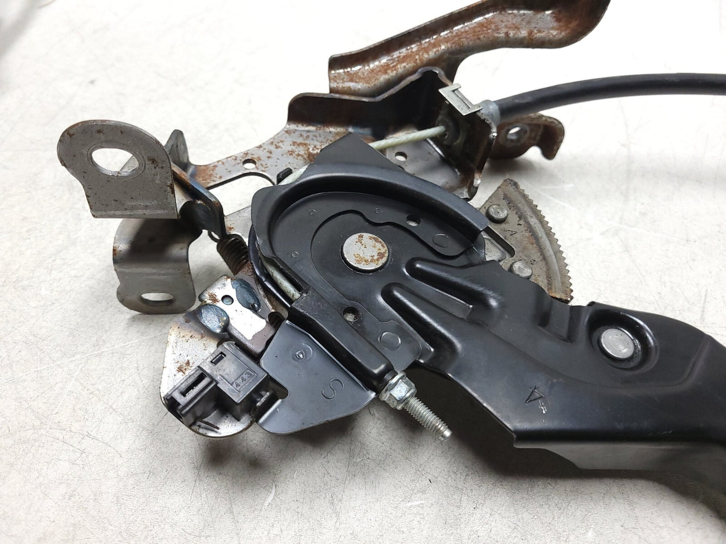 2009 Infiniti G37 Emergency Parking Brake Pedal W/ Cable OEM
