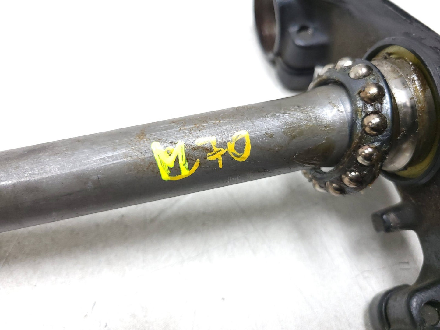 1987 1988 Honda Cbr1000f Triple Tree Lower OEM