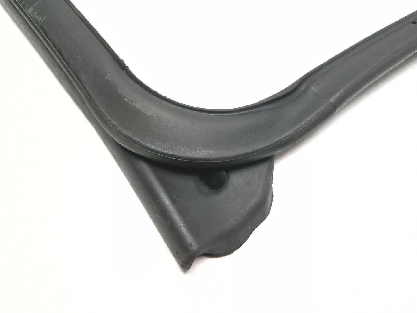 2011 Nissan Juke Door Weatherstrip Front Driver Side Left OEM