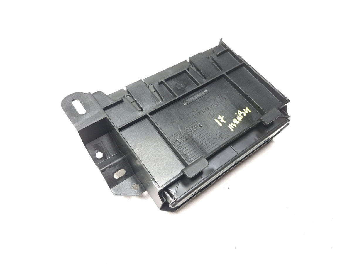 2017 Chevrolet Malibu Bcm Body Control Module OEM