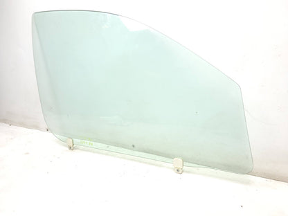 2009 Mitsubishi Outlander Front Door Window Glass Passenger Side Right OEM