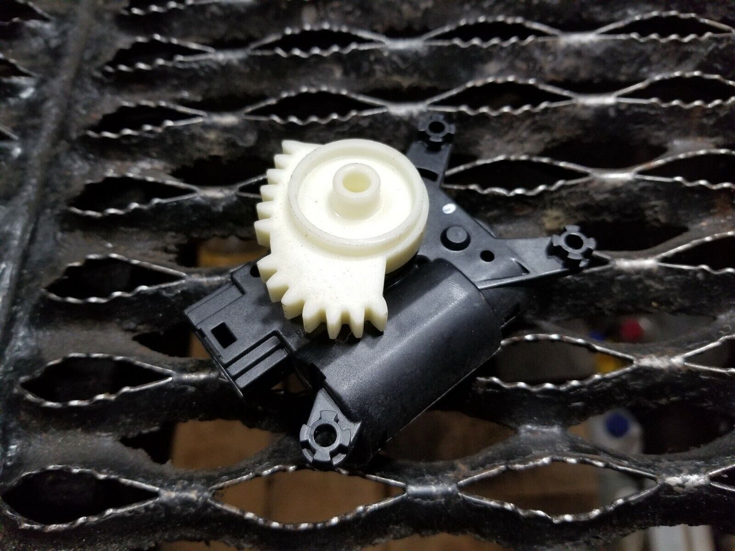 13 14 15 16  Dodge Dart AC A/c Heater Flap Motor Actuator OEM 76k Miles