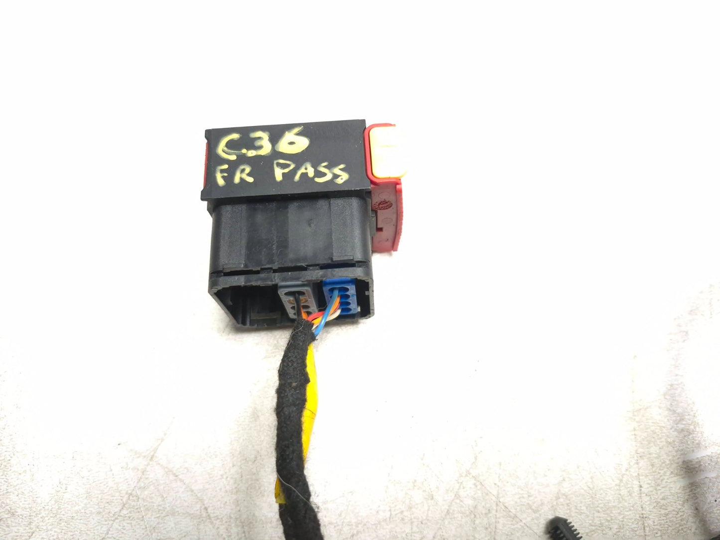 2014 Fiat 500l Front Passenger Seat Wire Harness 2448950 OEM