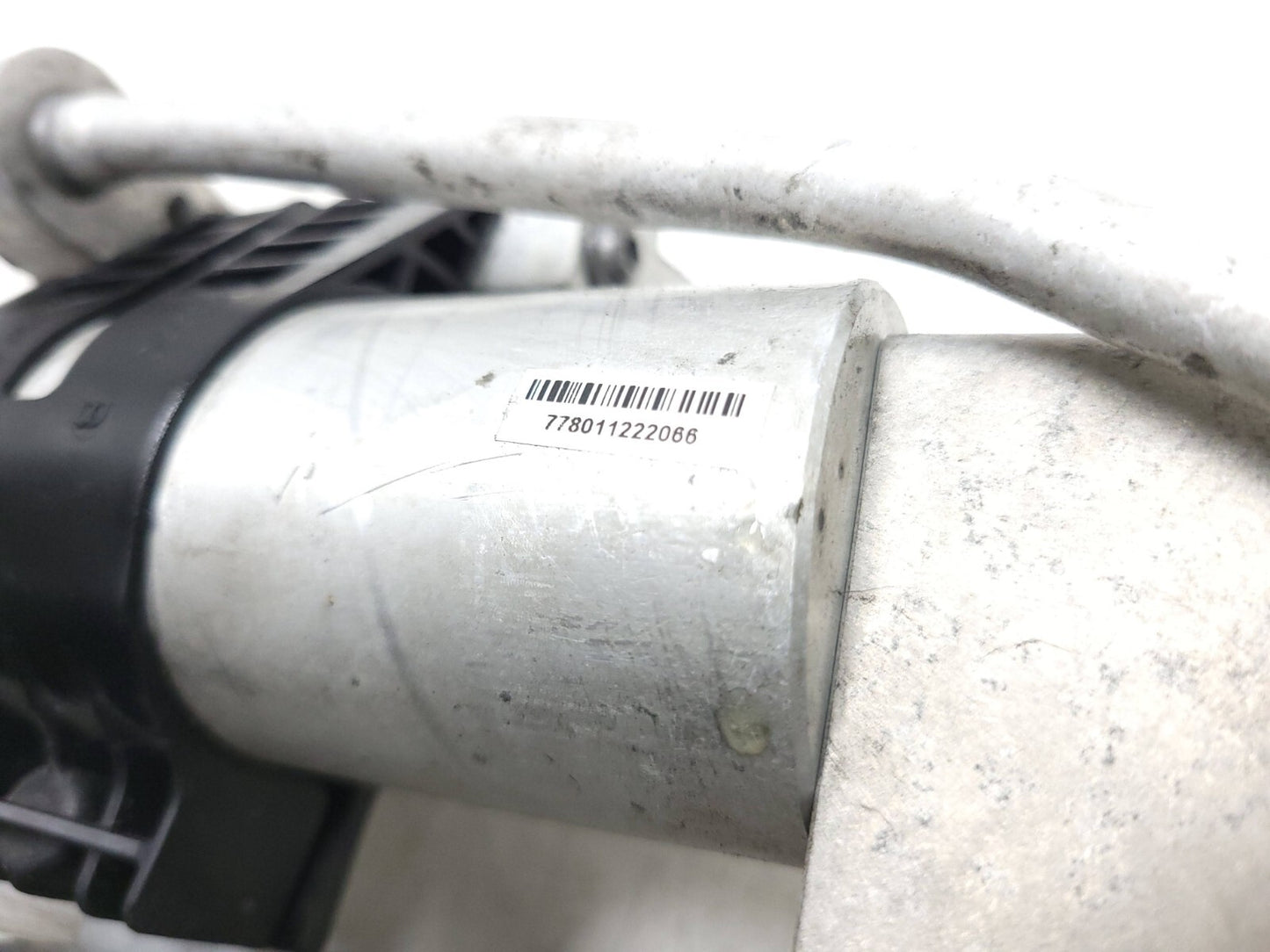 2013 - 2018 BMW 330xi F30 AC Compact Cooler Condenser W/ Dryer OEM