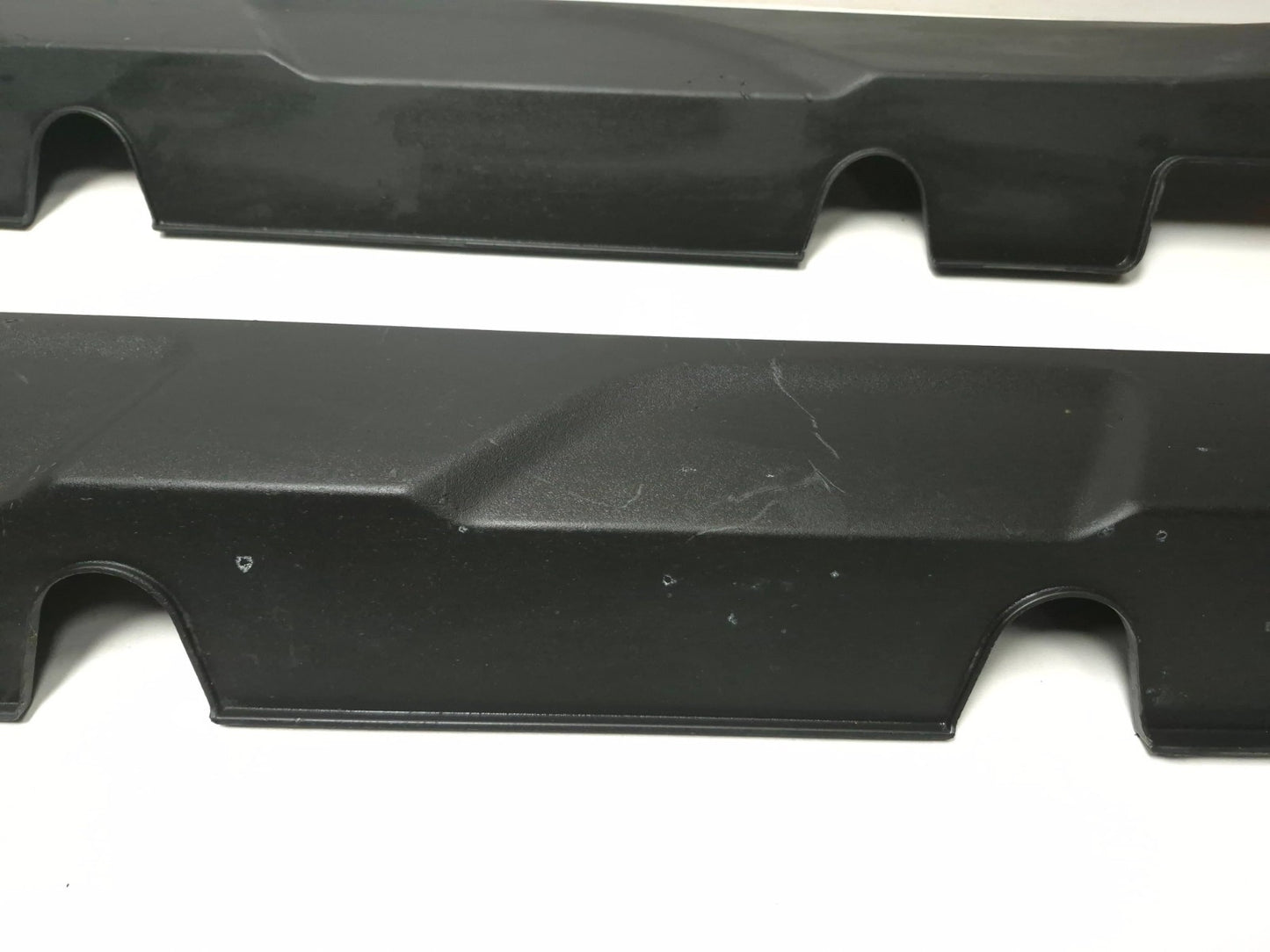 2019 Hyundai Kona Rocker Panel Molding Left & Right Pair OEM