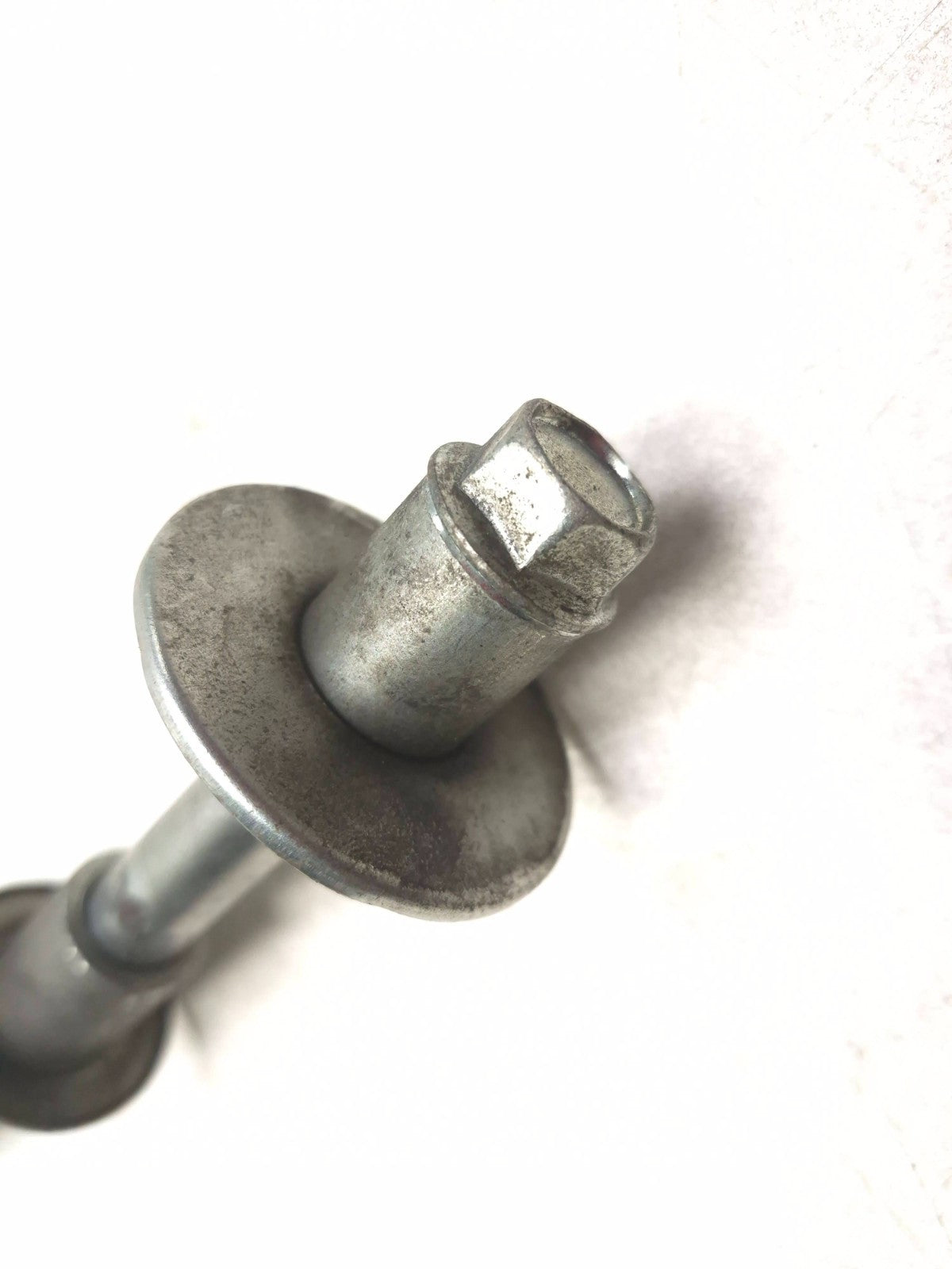 2001 Suzuki Gsx 750f Katana Swingarm Bolt & Front Axle Pair OEM