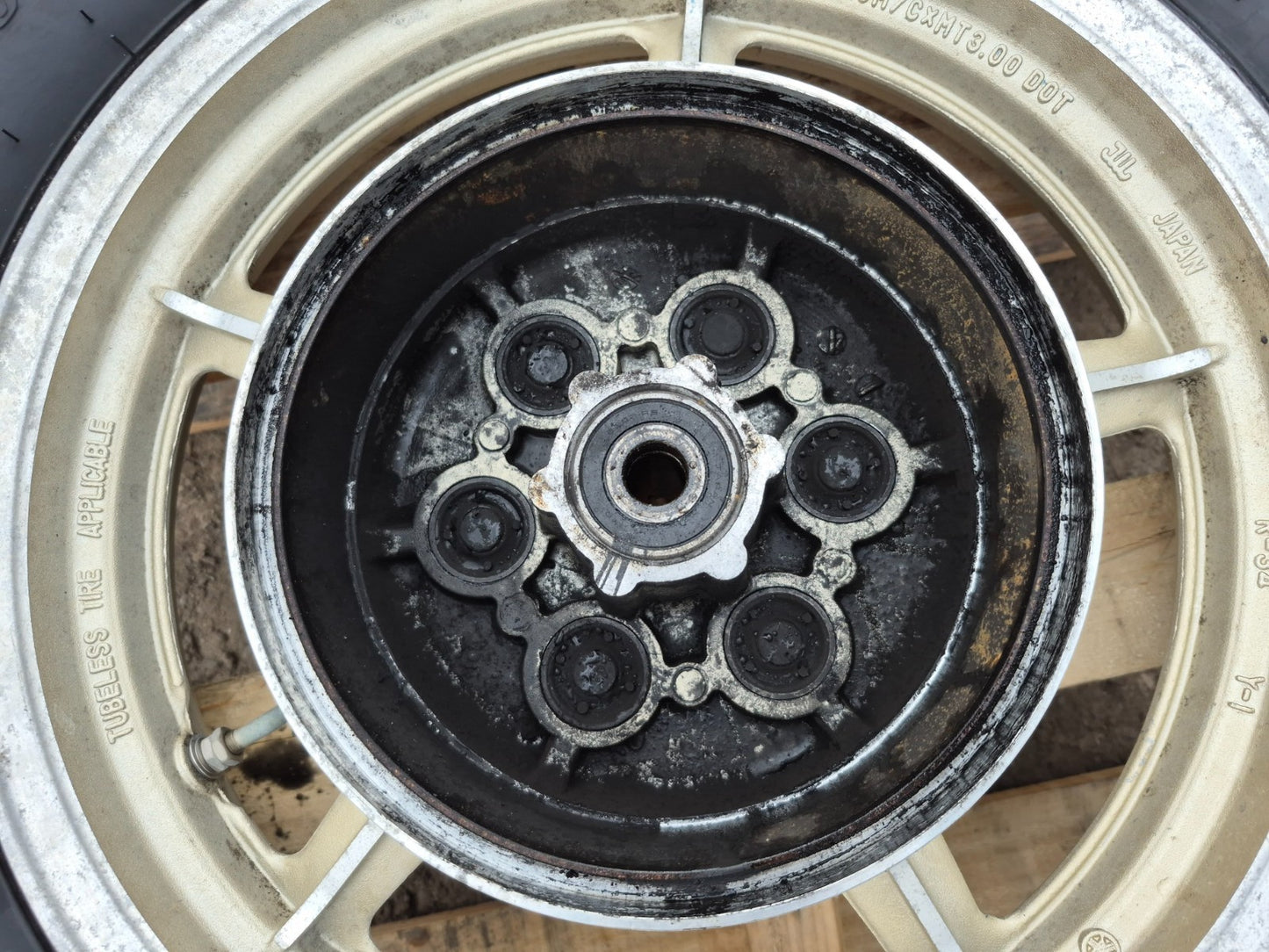 1993 Yamaha Xv750 Wheel Rim W/ Tire Front & Rear Pair R 19 R 15 OEM
