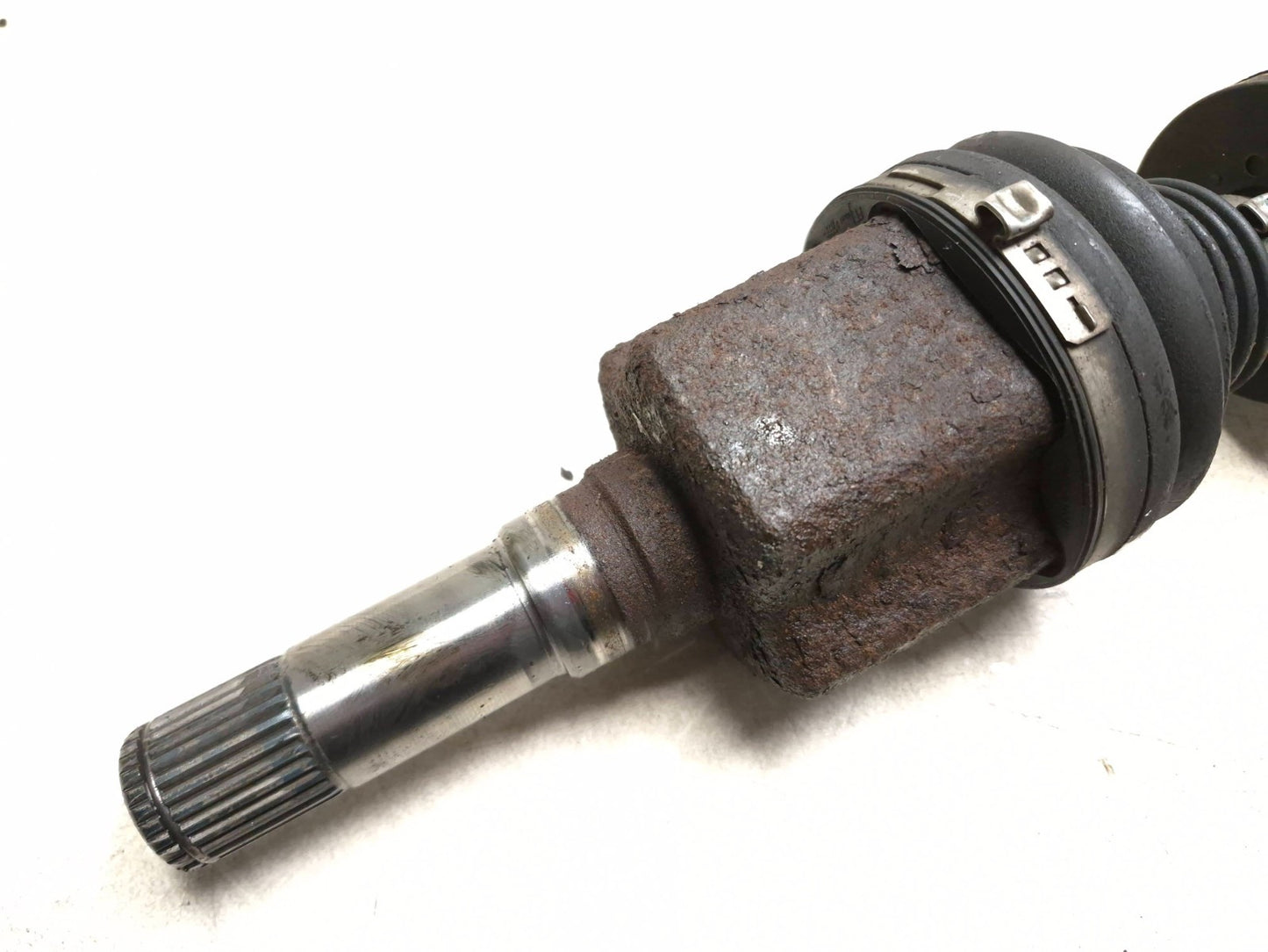 2007 Saab 9-5 Aero Front Drive Axle Shaft 2pcs OEM