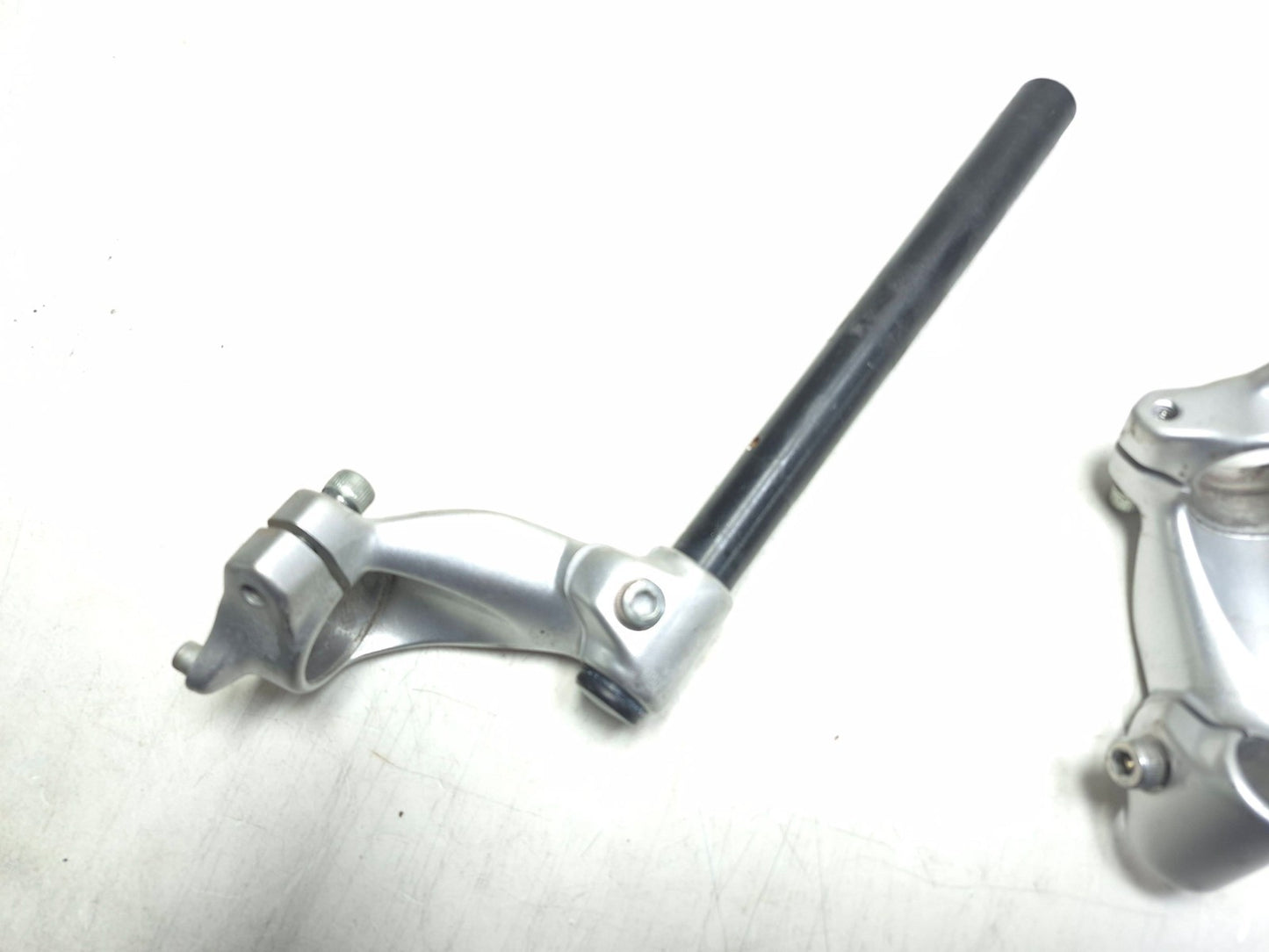 2015 Suzuki Gw250 Inazuma 250 Left Handlebar W/right Handlebar Mount Pair OEM