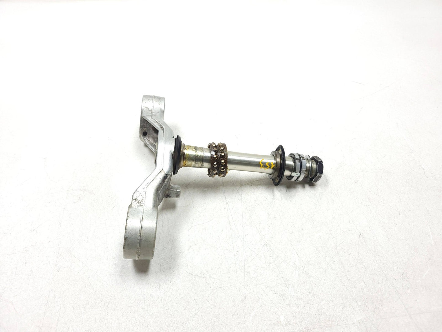 2004 - 2006 Yamaha Yzfr1 R1 Triple Tree Lower OEM