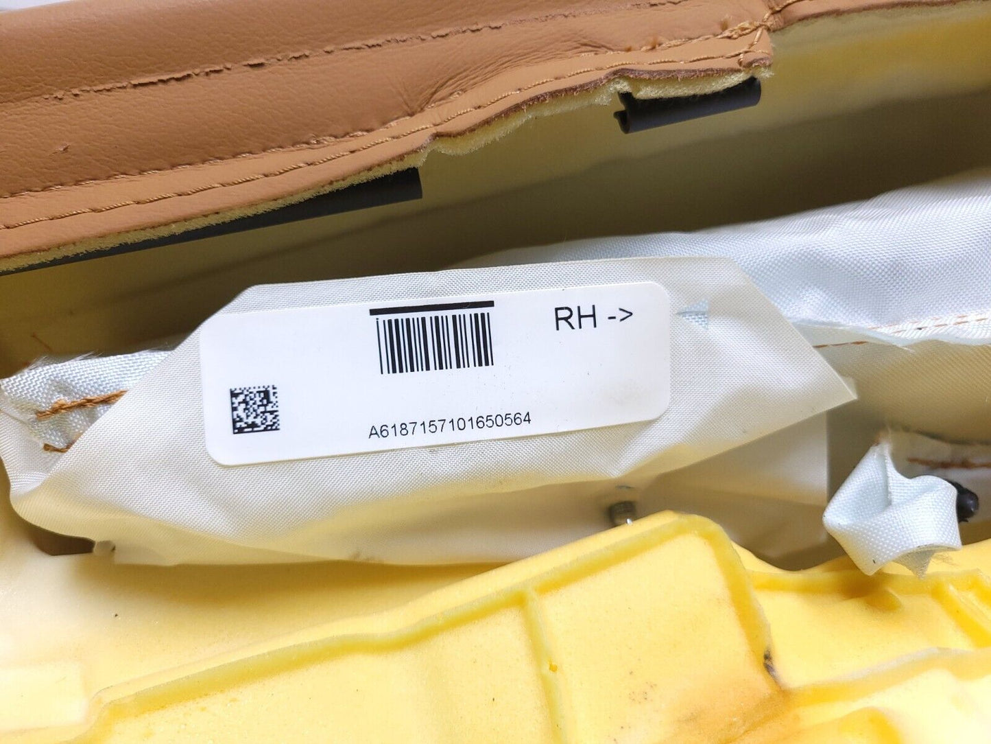 2010-1019 Jaguar XJ Front Seat Back Cushion Upper Passenger Right OEM