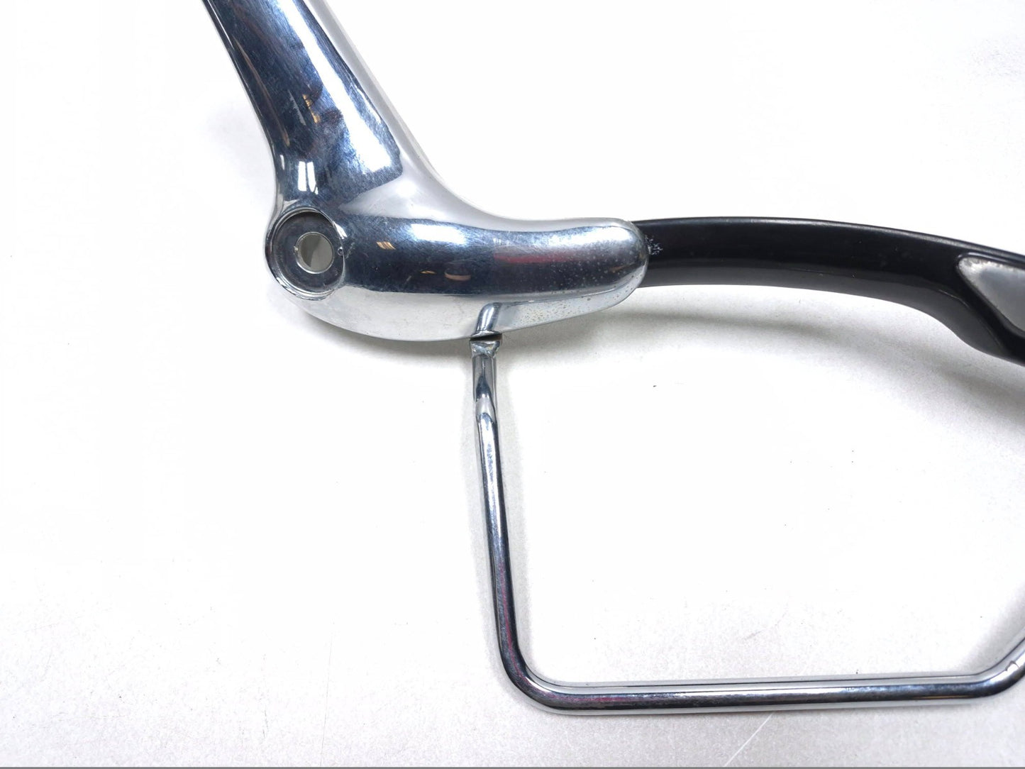 1996 Yamaha Virago Xv750 Right & Left Grab Rail / Fender Stay Pair OEM