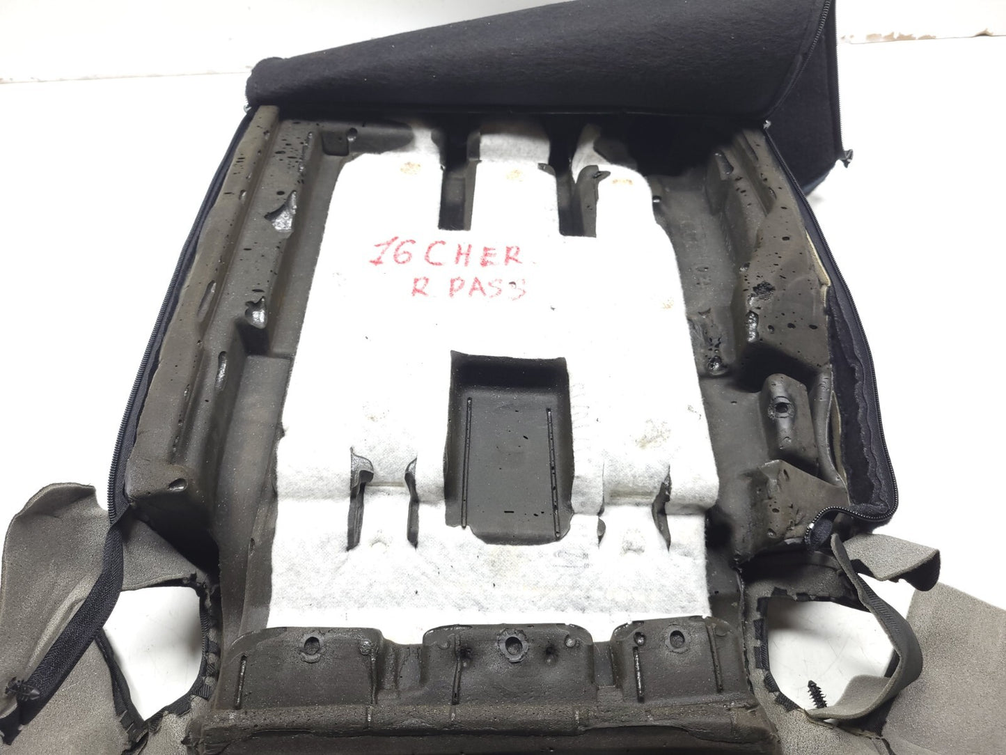 2016 Jeep Cherokee Rear Passenger Seat Backrest Upper Cushion OEM