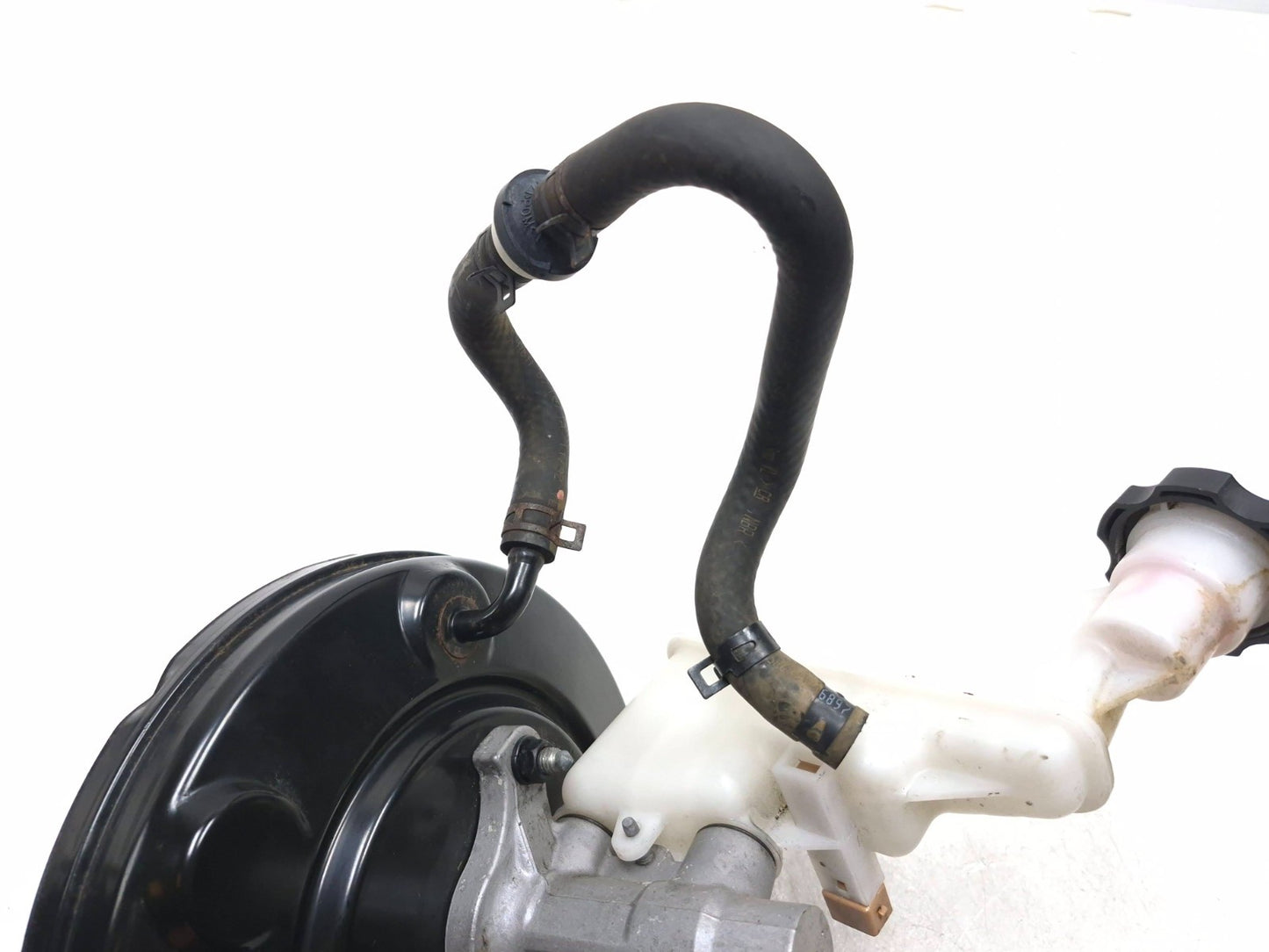 2014 Hyundai Accent Brake Booster With Brake Master Cylinder And Reservoir OEM