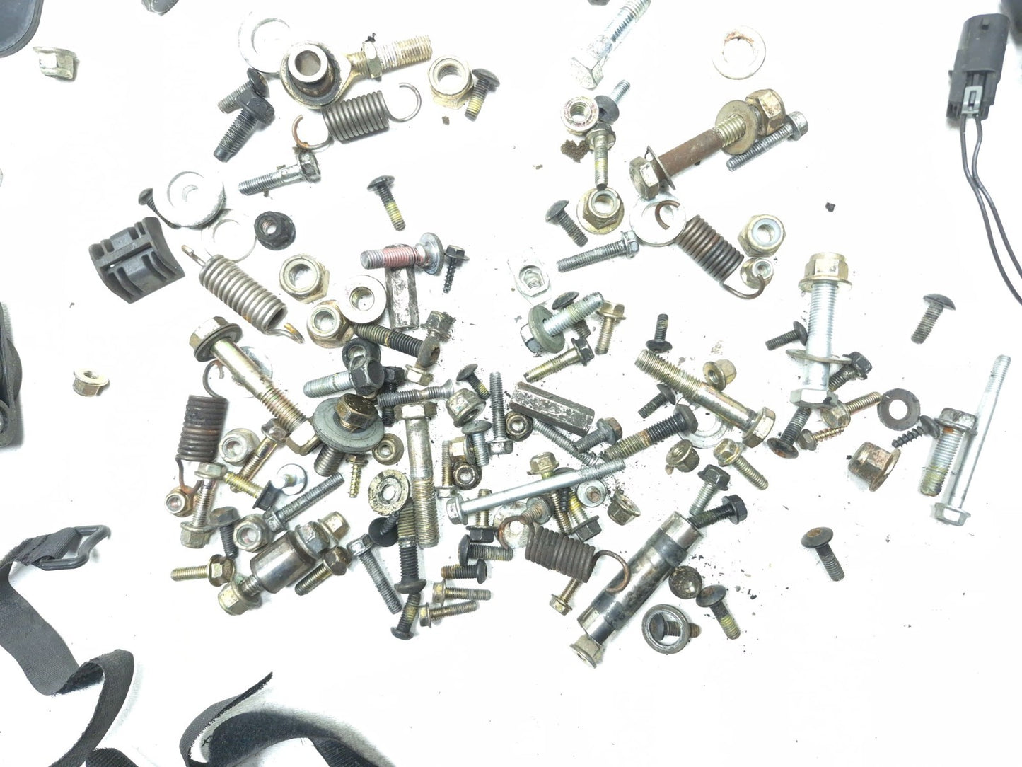 2011 Ski Doo Mx Z Tnt E-tec 600 Misc Bolt & Hardware Bracket OEM