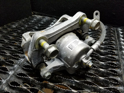 2017 Chevrolet Malibu Front Brake Caliper Driver Side Left OEM
