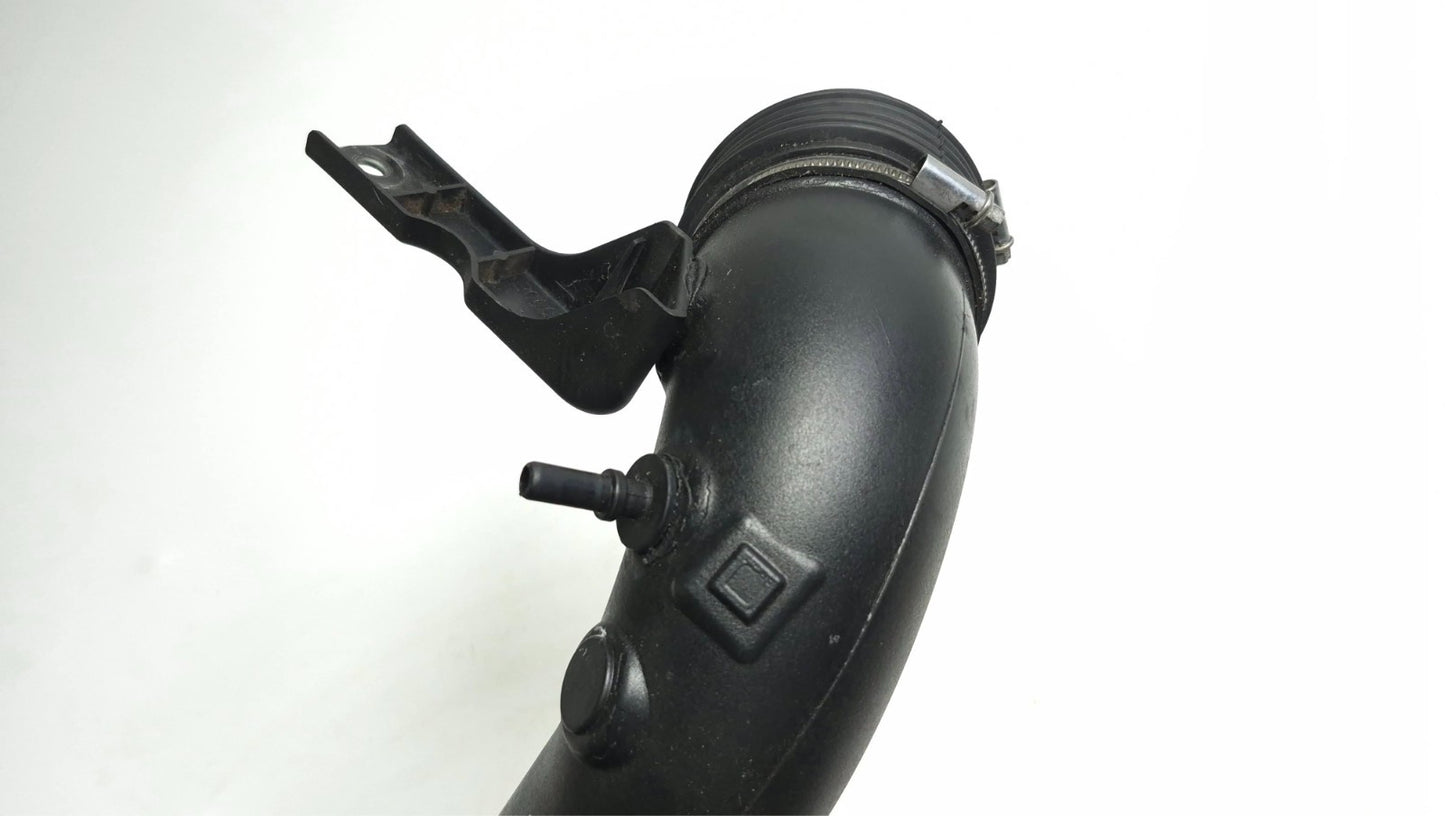2012 Volvo C30 2.5l Engine Air Intake Hose OEM