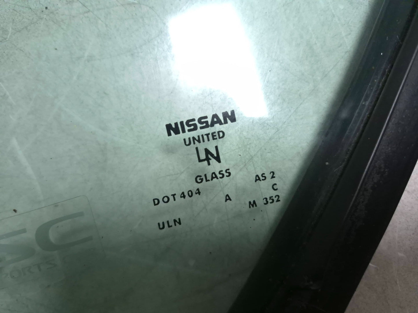2010 Nissan Maxima Sv Rear Driver Door Vent Window Glass OEM