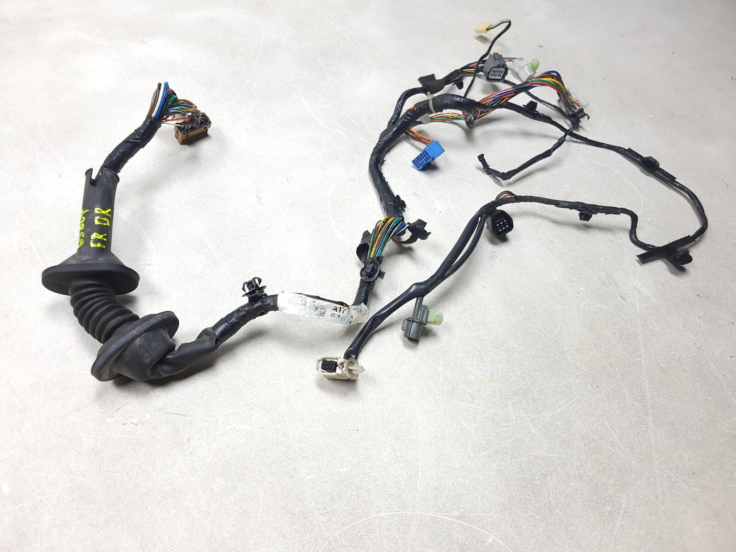 2009 Mitsubishi Outlander Door Wire Harness Front Driver Side Left OEM