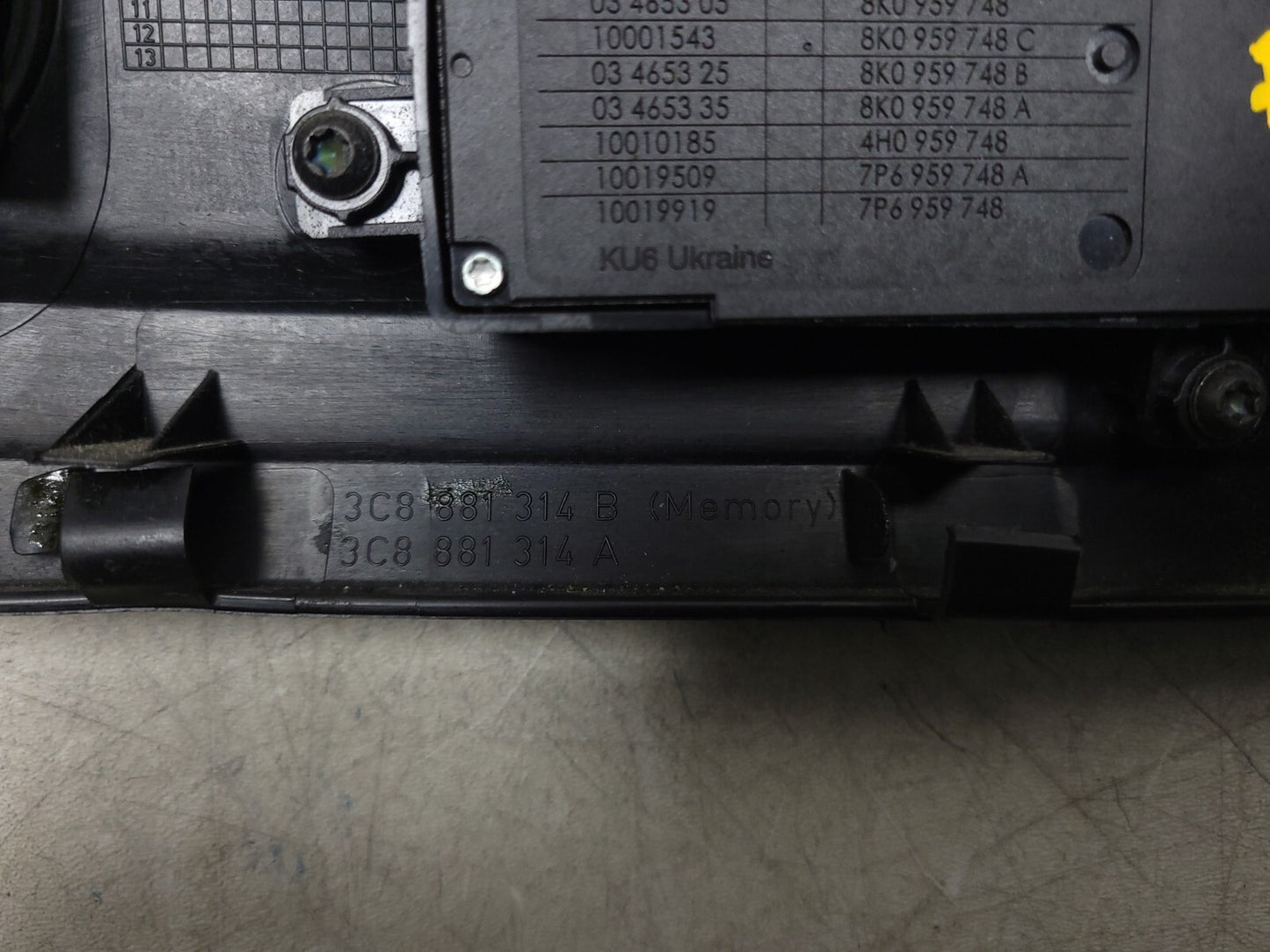 2012 Volkswagen Cc Front Seat Control Switch & Trim Passenger Right OEM