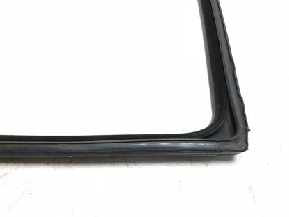 2010 Dodge Caliber Sxt Rear Door Vent Glass Passenger Side Right OEM