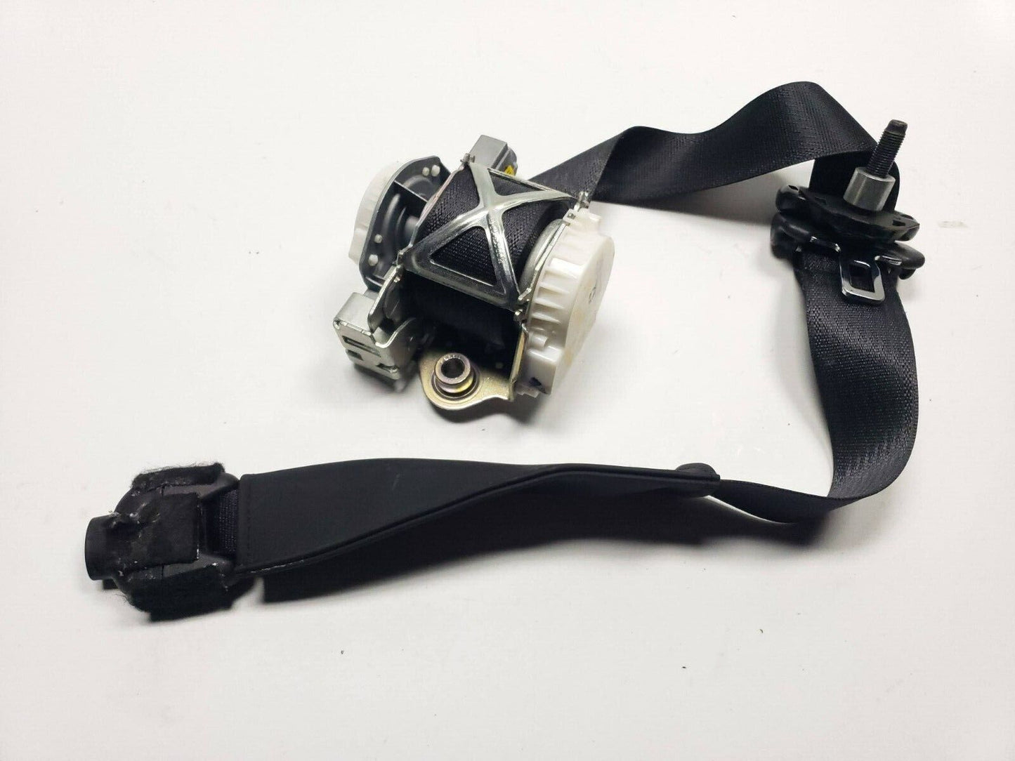 14-17 Fiat 500l Seat Belt Retractor Front Passenger Right Side 07355766780 OEM