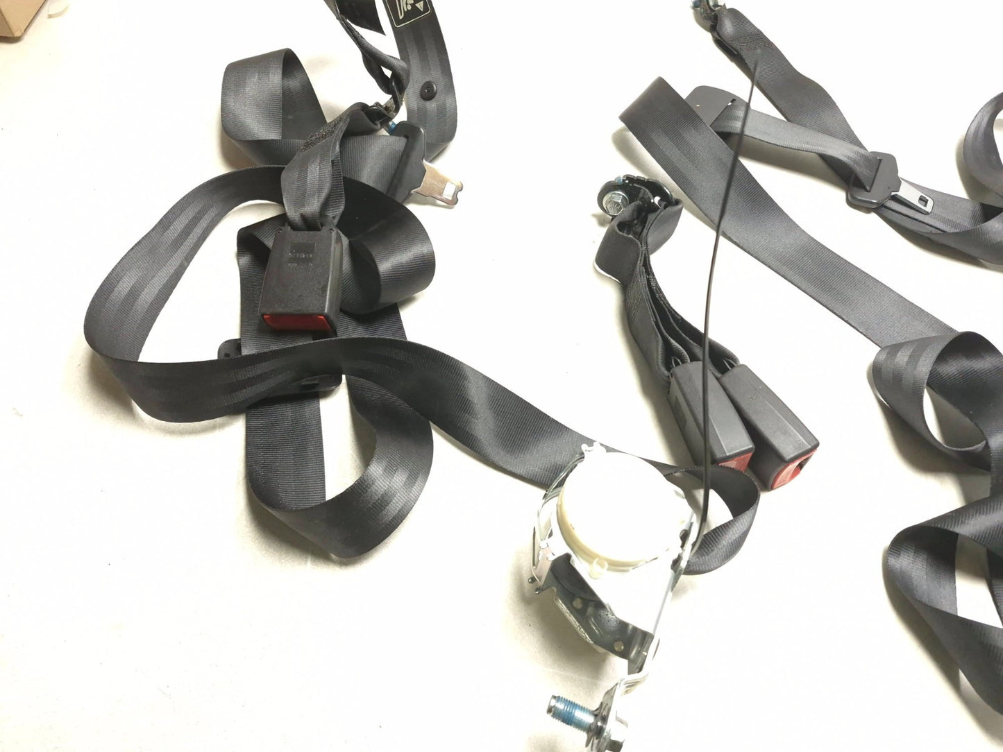 2012 Hyundai Sonata Rear Seat Belt & Buckle 4 Pcs OEM