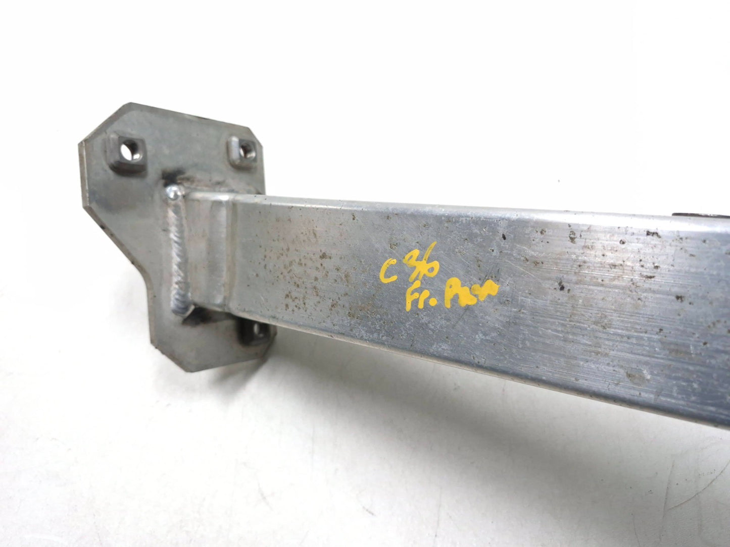 2014 Fiat 500l Front Bumper Reinforcement Bracket 2pcs OEM