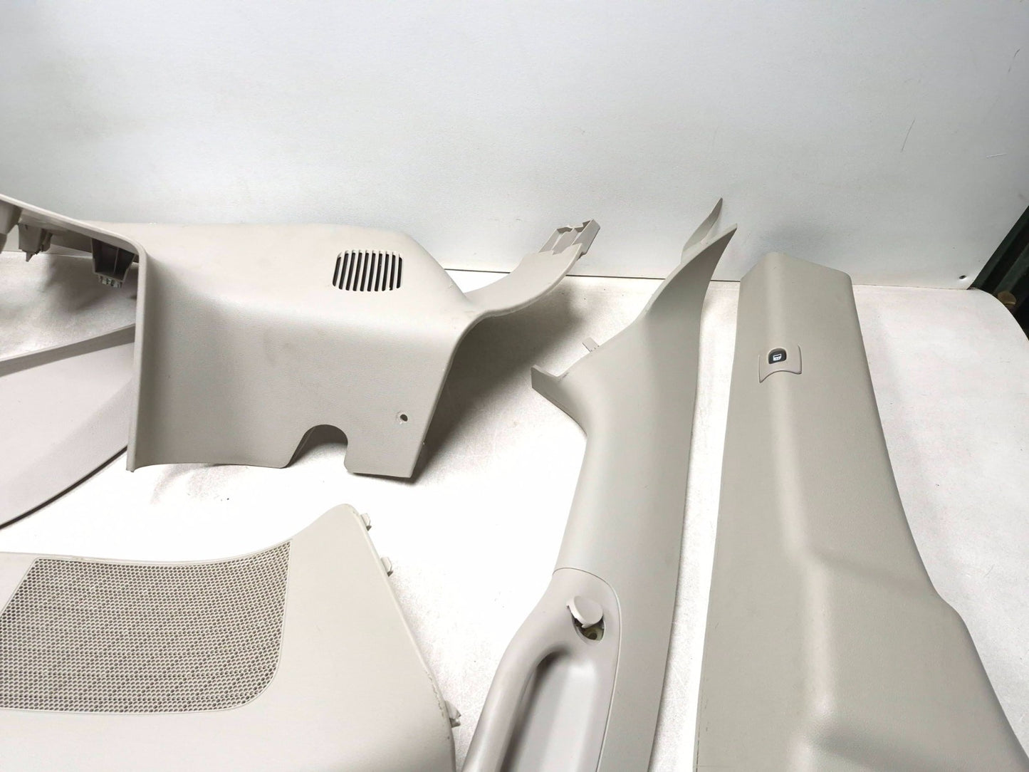 2013 Dodge Grand Caravan A B C Pillar Trim Cover Interior Plastic Set Oem✅