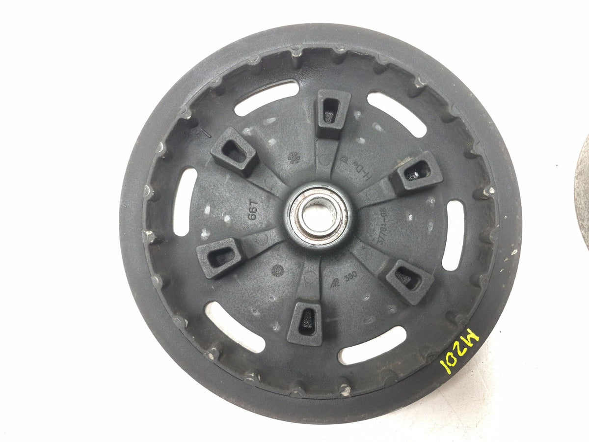 2008 Harley Davidson Touring Electra Glide Rear Sprocket Pulley 66t OEM