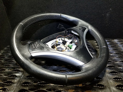 2011 BMW 128 Steering Wheel W/ Siwtch OEM ✅