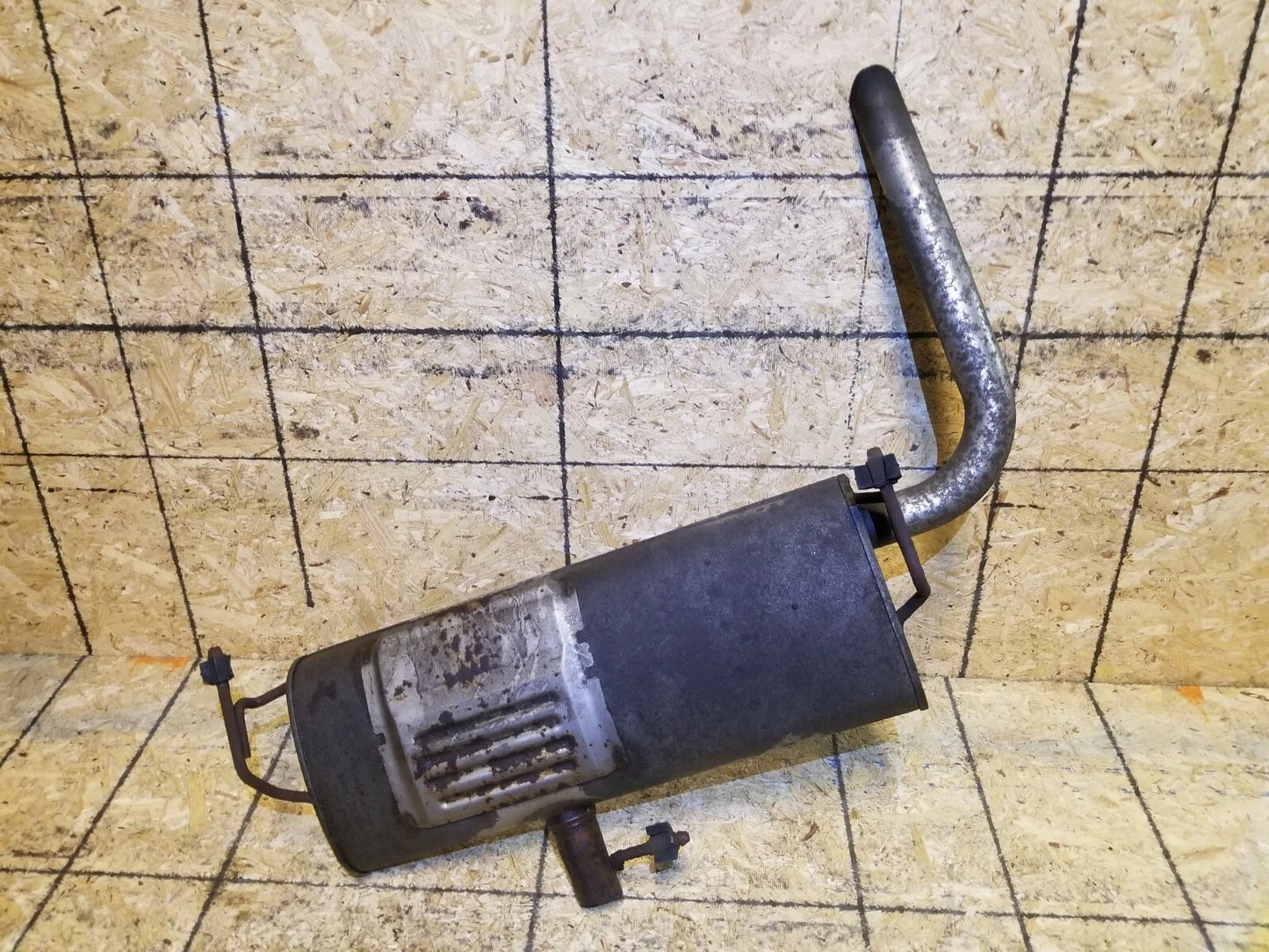 2010 Chevrolet Malibu Exhaust Muffler 2.4l OEM