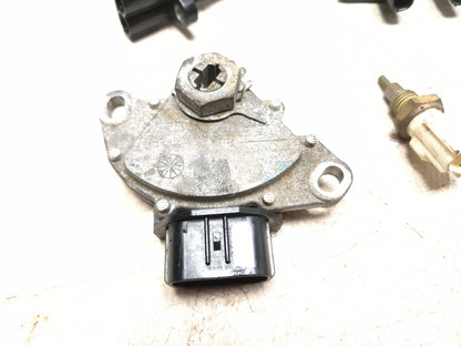 2018 Toyota Corolla Temp Oil Pressure Gear Vvt Sensor Crank Cam & Speed OEM