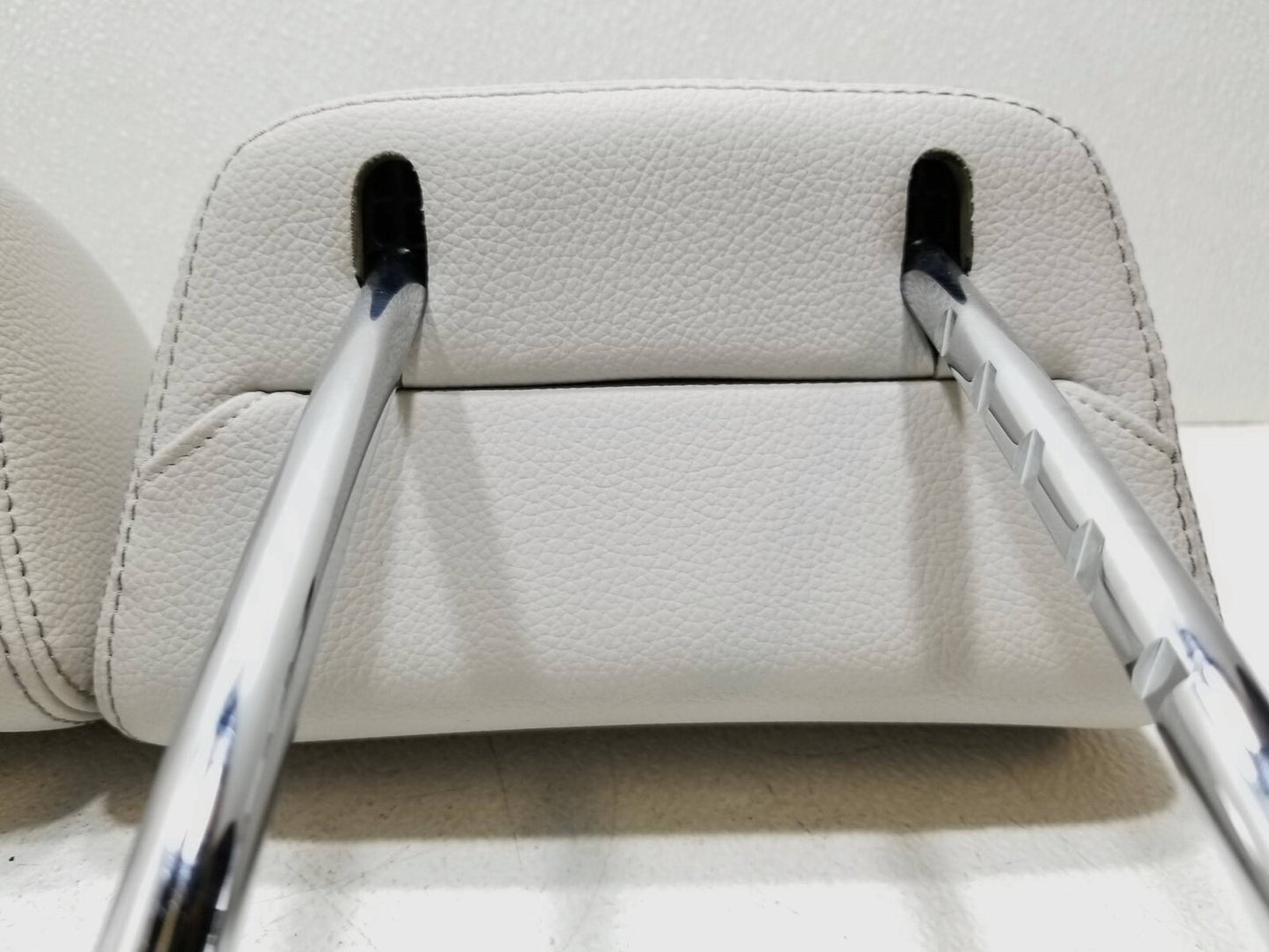2014 Mercedes E350 Rear Seat Headrest 3pcs OEM