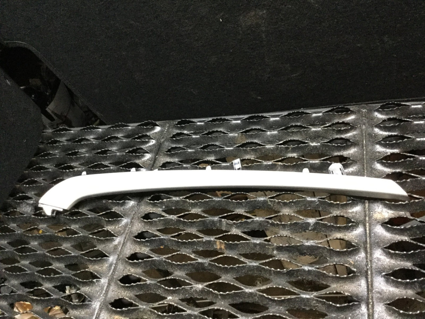 2013-2017 Nissan Altima Sedan L33 Right Side Center Console Trim Strip OEM