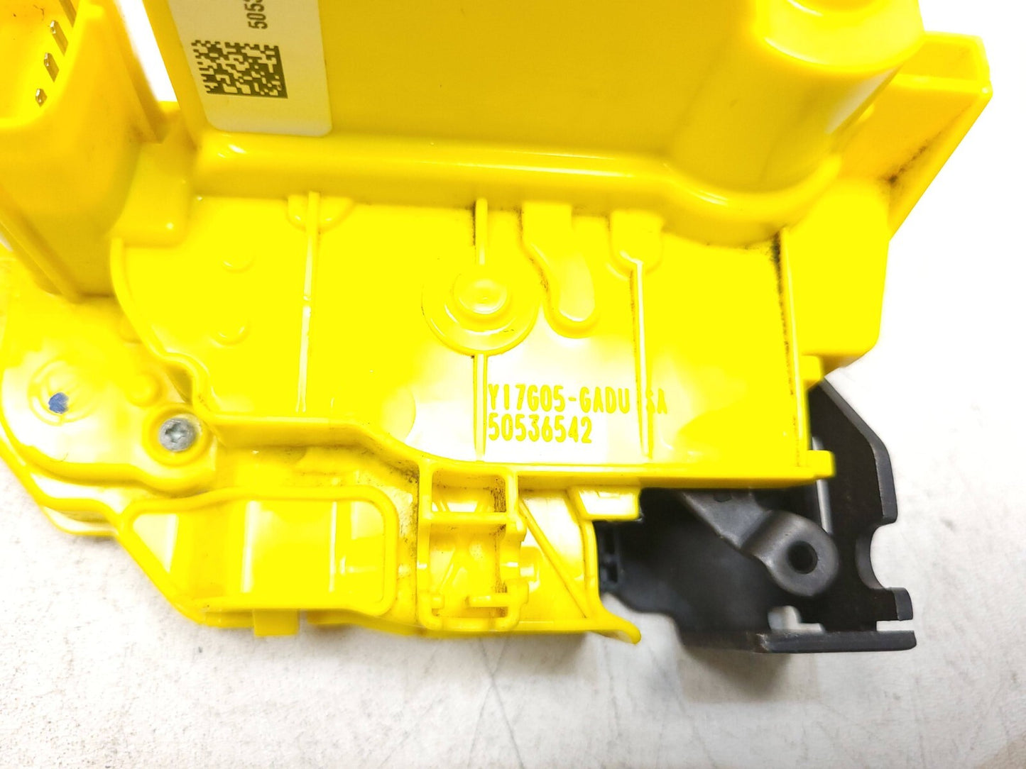 2018 Alfa Romeo Stelvio Door Lock Actuator Front Passenger Side Right OEM