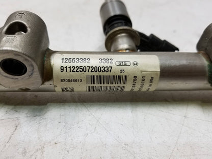 2013 - 2016 GMC Acadia Fuel Rail W/ Injector Set 3.6l OEM