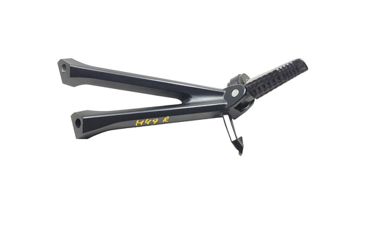 2016 - 2024 Suzuki Gsxr600 Gsxr750 Rear Foot Peg & Bracket Right OEM