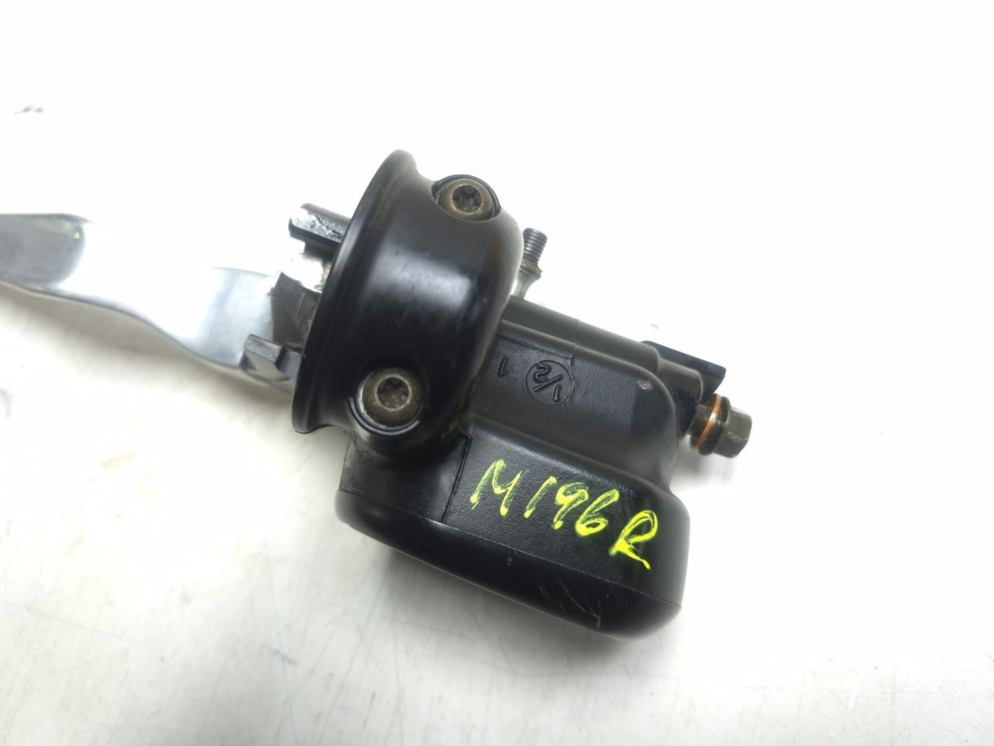 2004 Harley-davidson Sportster Xl883 Front Brake Master Cylinder OEM