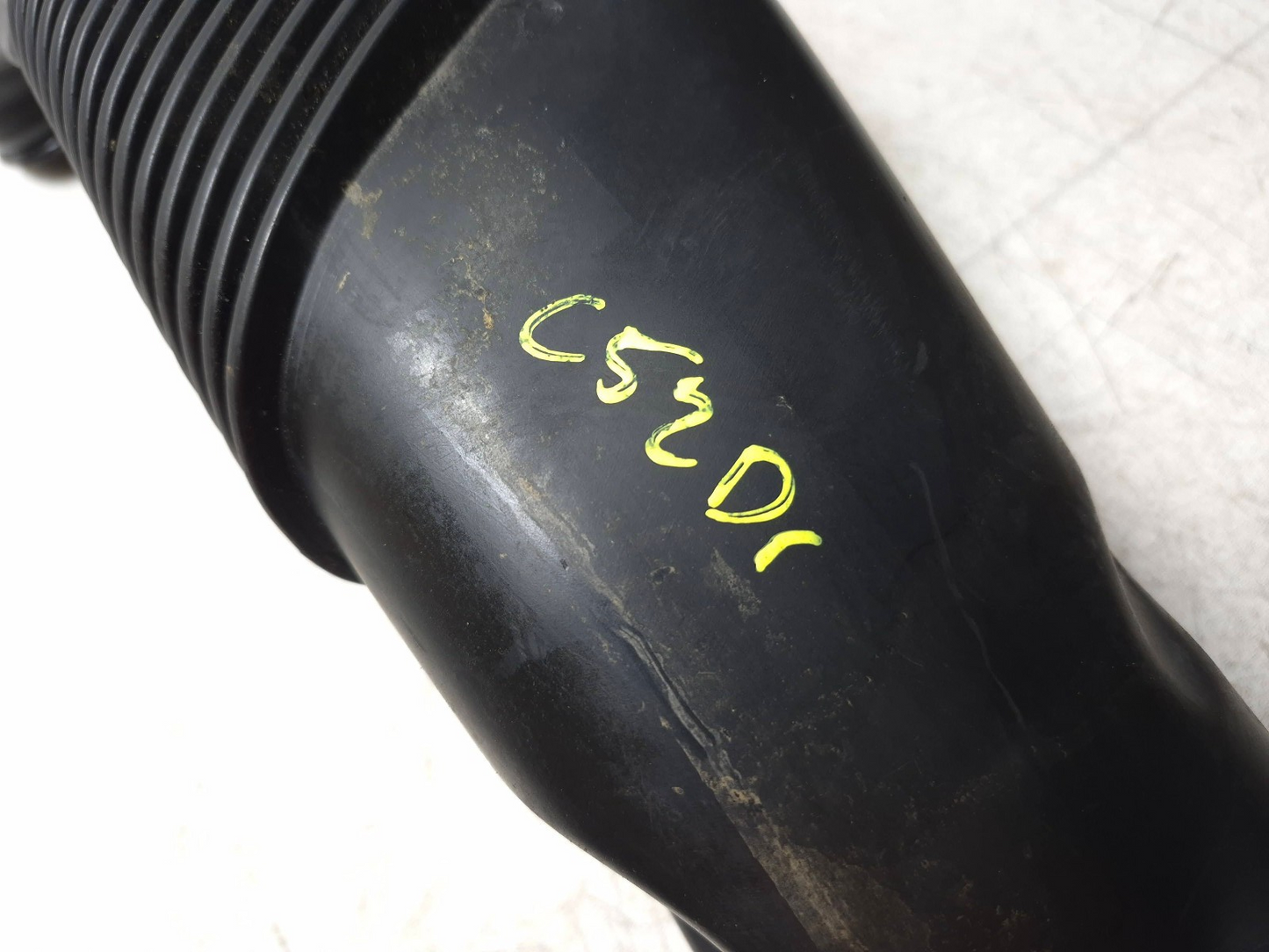 2008 BMW X6 N63 4.4l V8 Engine Air Intake Duct Pipe OEM