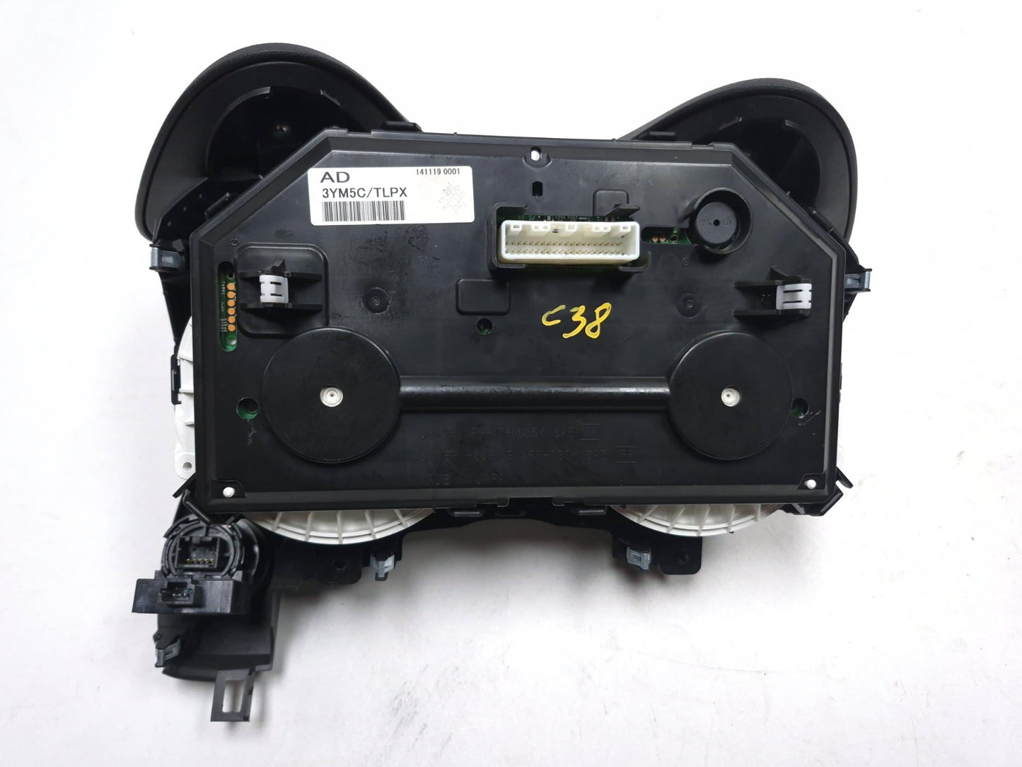 2015 Nissan Juke Speedometer Instrument Panel OEM