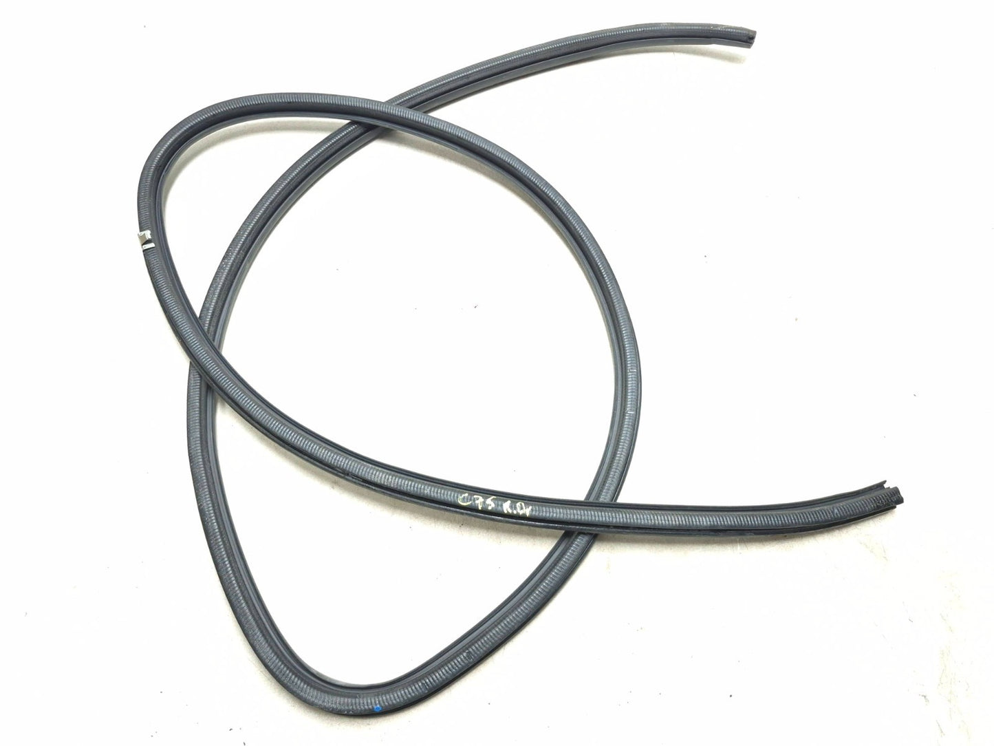 2010 Lexus Hs250h Rear Door Weatherstrip Seal Left Driver Side Set OEM
