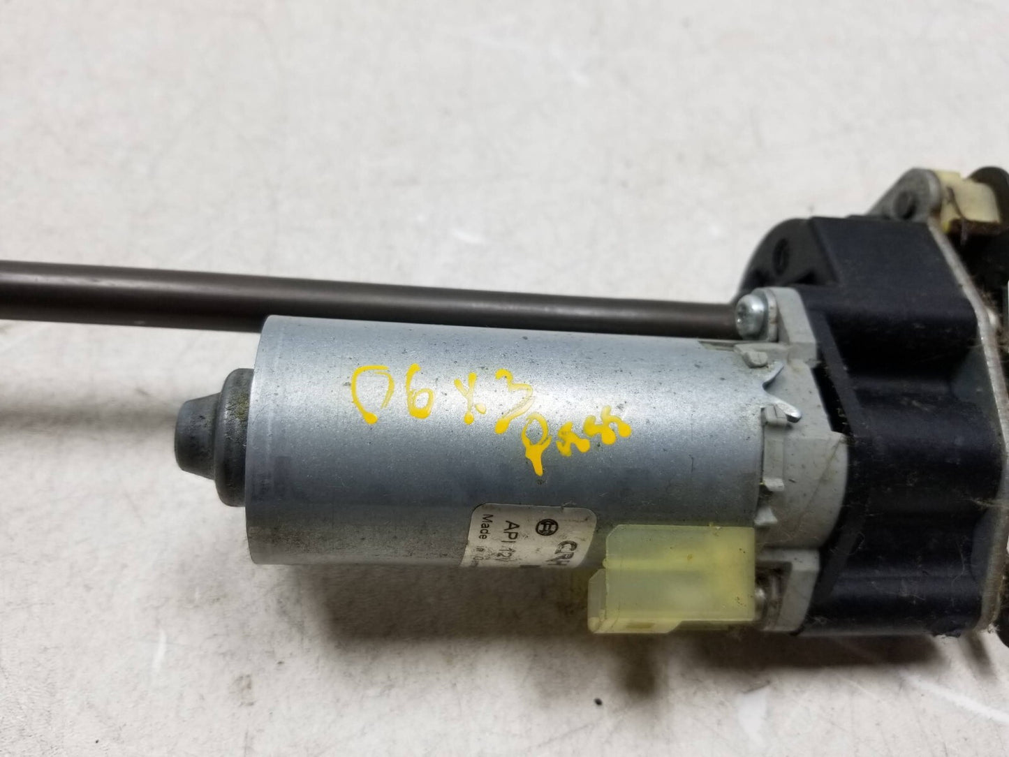 2004 - 2006 BMW X3 Seat Adjustment Motor Front Passenger Side Right OEM