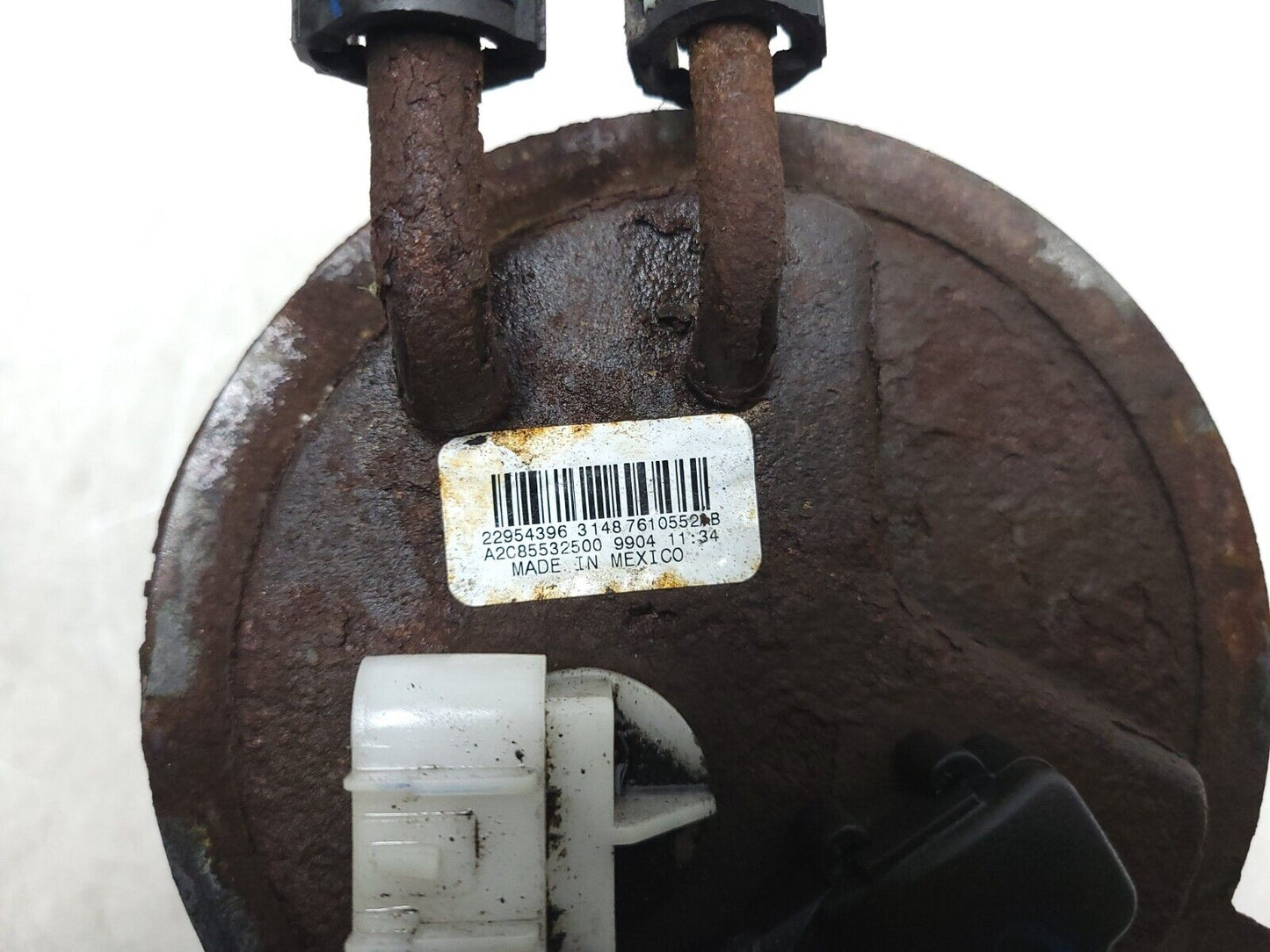 10-14 Chevrolet Suburban Fuel Pump OEM