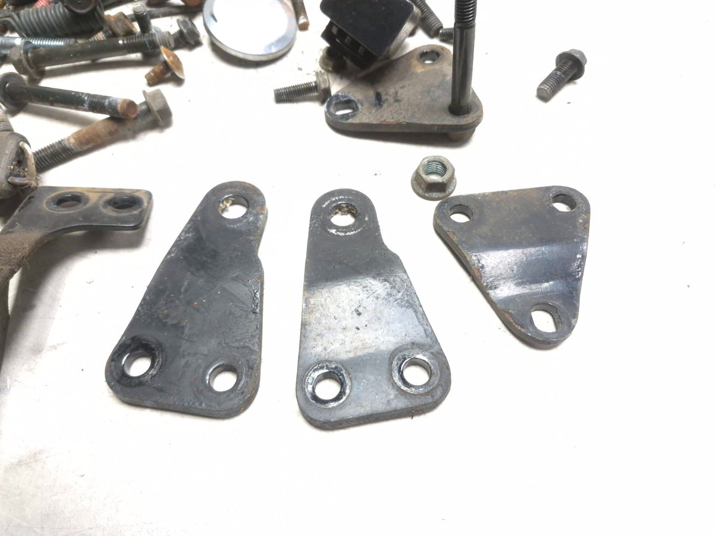 2005 Kawasaki Bn125 Eliminator Misc Bolt & Hardware Bracket OEM