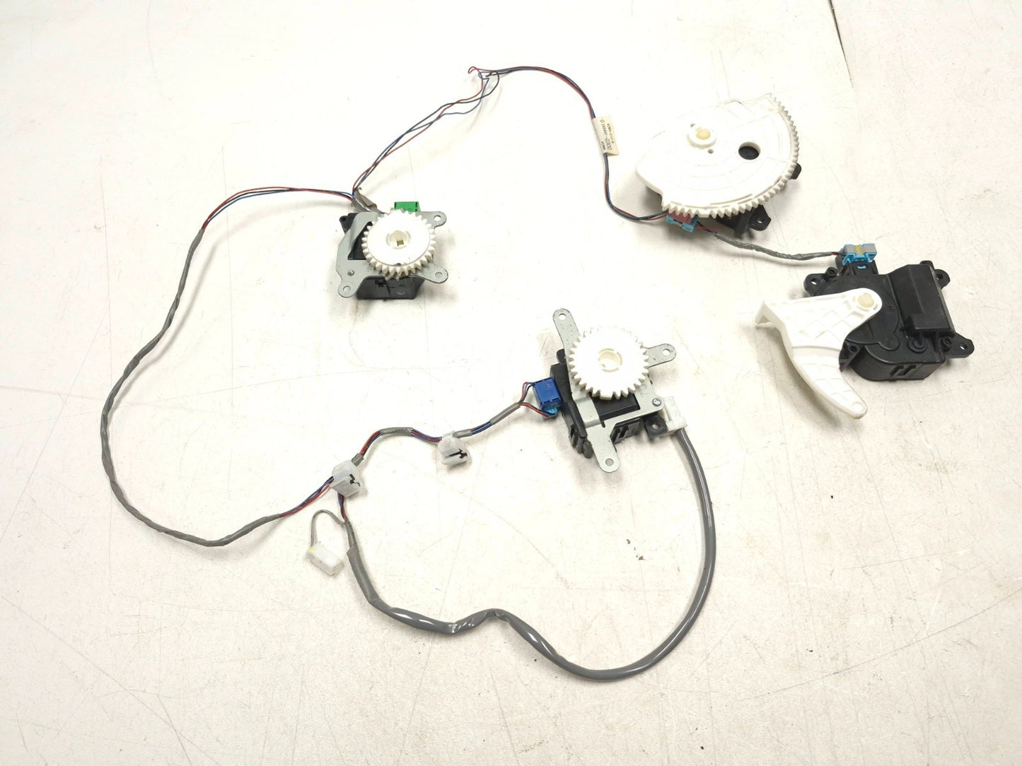 2010 Lexus Hs250h HVAC AC Heater Flap Motor Actuator & Wire Harness OEM
