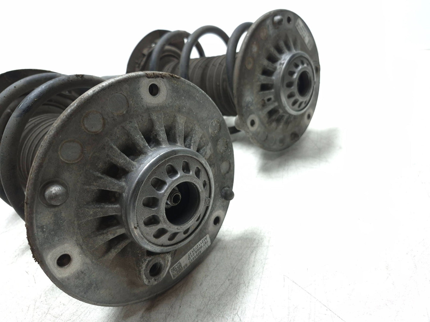 2013 BMW 328ix Front Shock Strut Absorber Pair Oem✅
